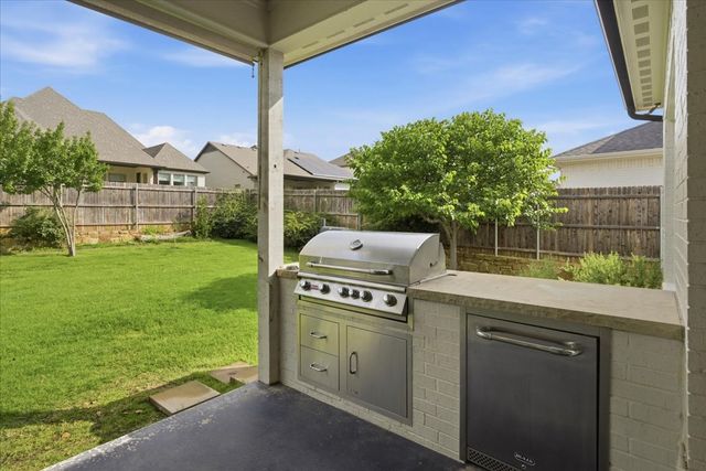 520 Point Vista Drive, Aledo, TX 76008