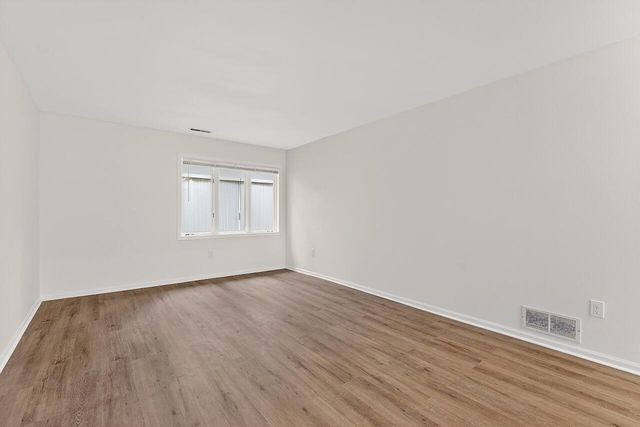 7419 Mequon Square DRIVE, Mequon, WI 53092