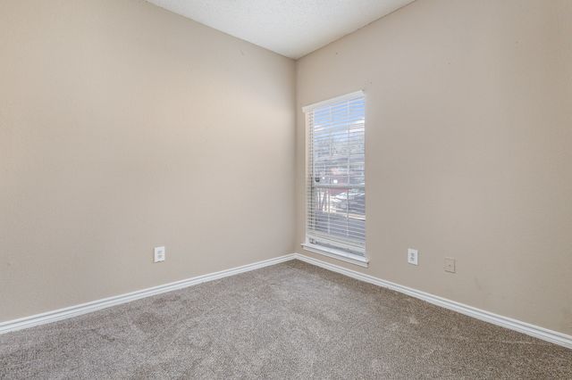 3615 W Northgate Drive 123, Irving, TX 75062