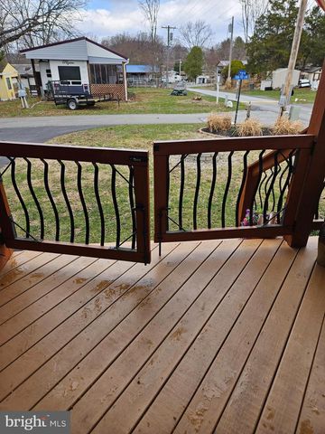 BLOCK 39 LOT 7 YOGI BEAR BLVD, Falling Waters, WV 25419