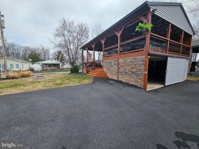 BLOCK 39 LOT 7 YOGI BEAR BLVD, Falling Waters, WV 25419