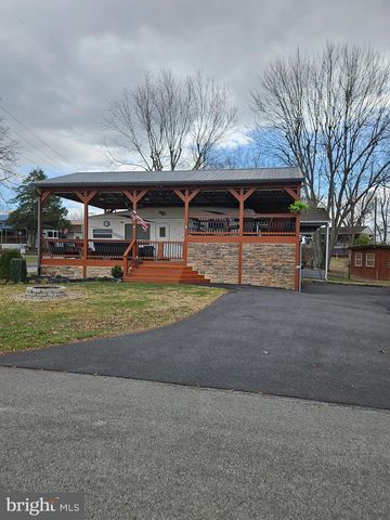 BLOCK 39 LOT 7 YOGI BEAR BLVD, Falling Waters, WV 25419