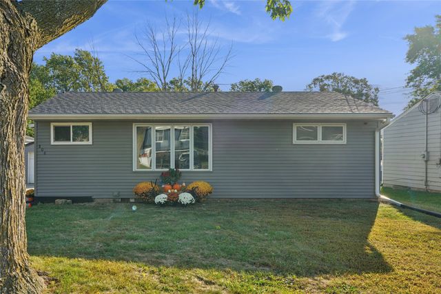 806 E 12th Street N, Newton, IA 50208