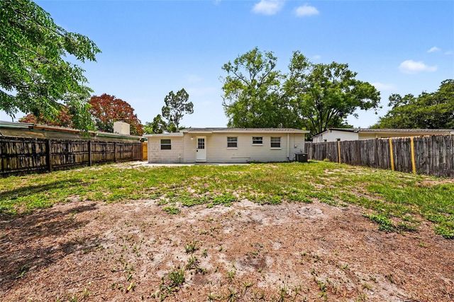 10209 N 28TH STREET, Tampa, FL 33612