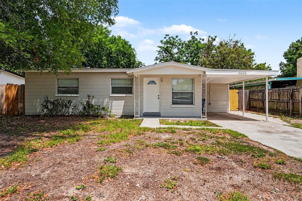 10209 N 28TH STREET, Tampa, FL 33612