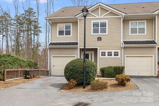 64 Foxden Drive 201, Fletcher, NC 28732