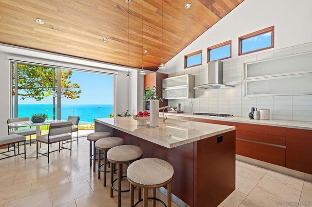 354 Ocean View Ave, Del Mar, CA 92014