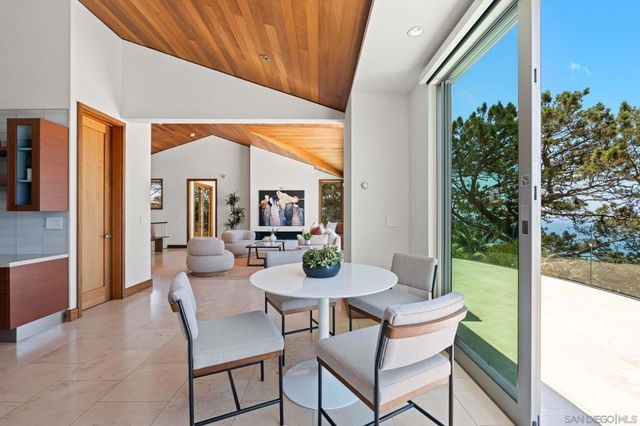 354 Ocean View Ave, Del Mar, CA 92014