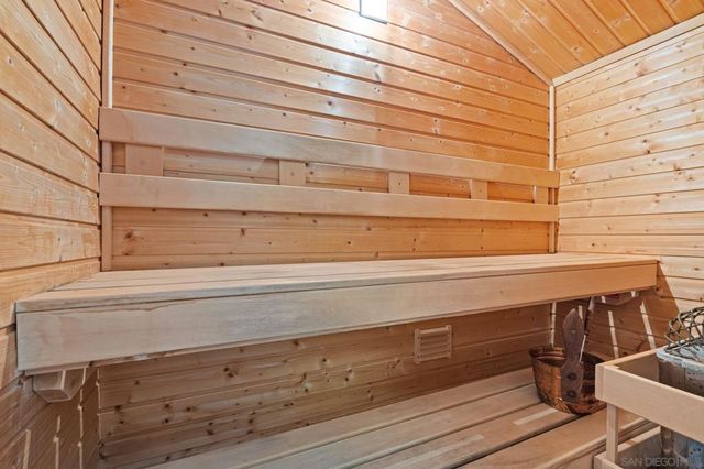 354 Ocean View Ave, Del Mar, CA 92014