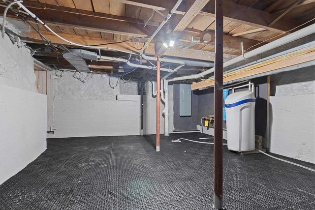 219 FRONT STREET, Pulaski, WI 54162