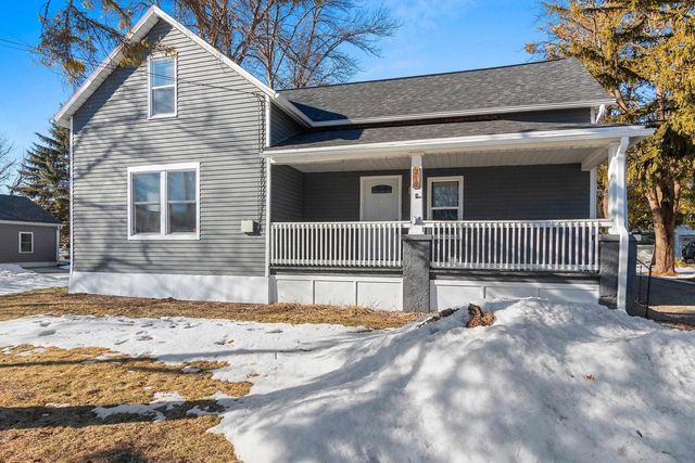 219 FRONT STREET, Pulaski, WI 54162