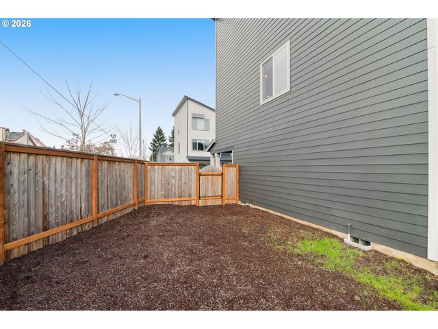 19718 Sw BRANDY Ln, Beaverton, OR 97007