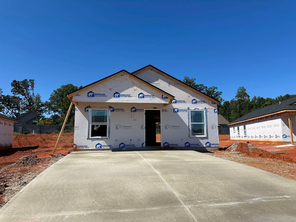 528 Molly Parker Lane, Spartanburg, SC 29301