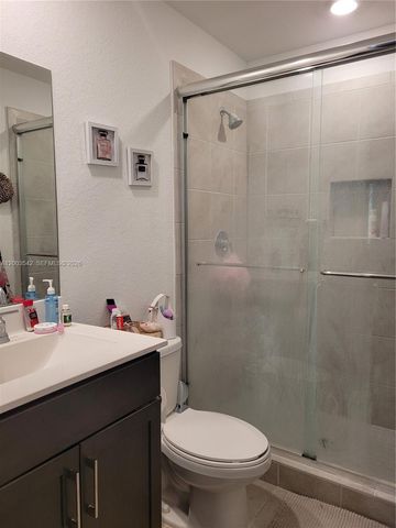 1015 SE 24th Ter, Homestead, FL 33035