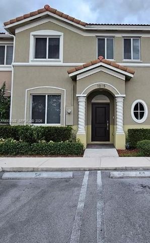 1015 SE 24th Ter, Homestead, FL 33035