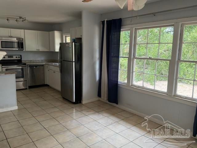 721 Gentian Dr, Pensacola, FL 32503