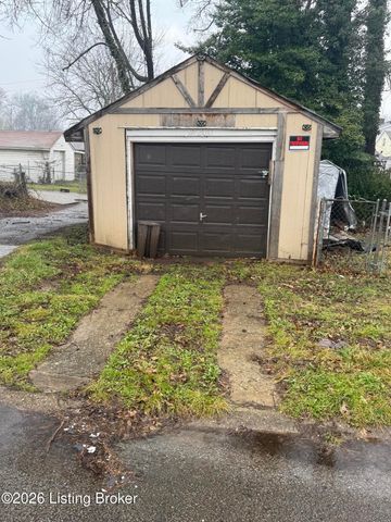 4200 Sunset Ave, Louisville, KY 40211