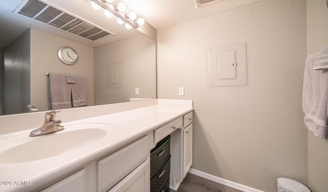 8787 E MOUNTAIN VIEW Road 1003, Scottsdale, AZ 85258