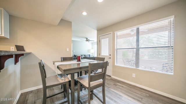 8787 E MOUNTAIN VIEW Road 1003, Scottsdale, AZ 85258