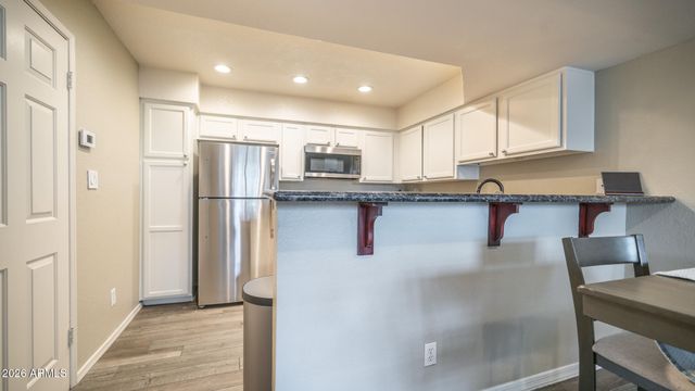 8787 E MOUNTAIN VIEW Road 1003, Scottsdale, AZ 85258