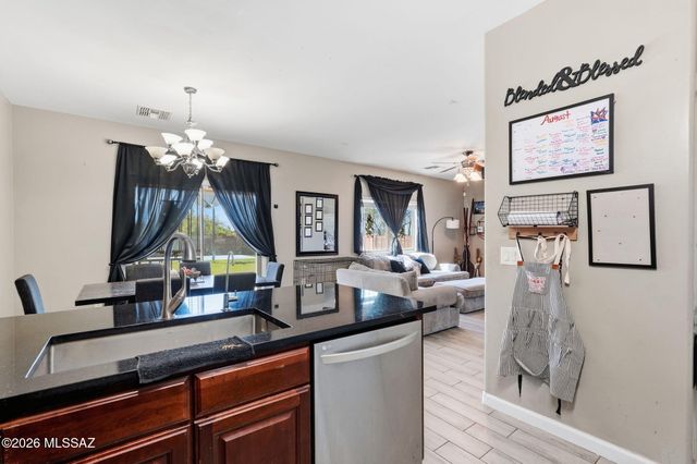 6502 S Giuliani Avenue, Tucson, AZ 85757