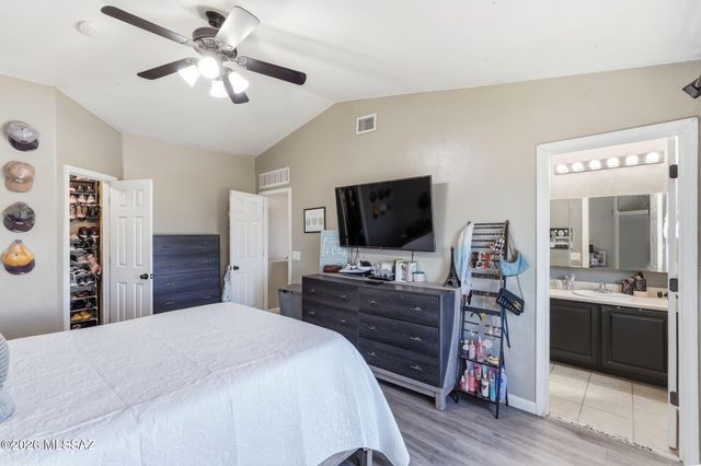 6502 S Giuliani Avenue, Tucson, AZ 85757