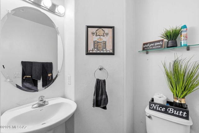 6502 S Giuliani Avenue, Tucson, AZ 85757