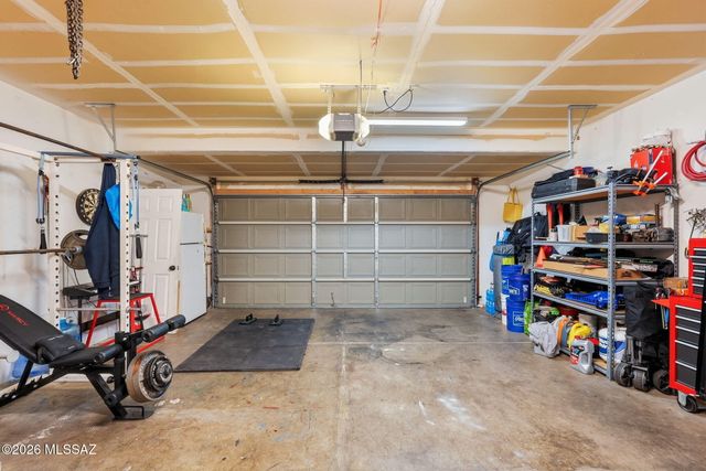 6502 S Giuliani Avenue, Tucson, AZ 85757