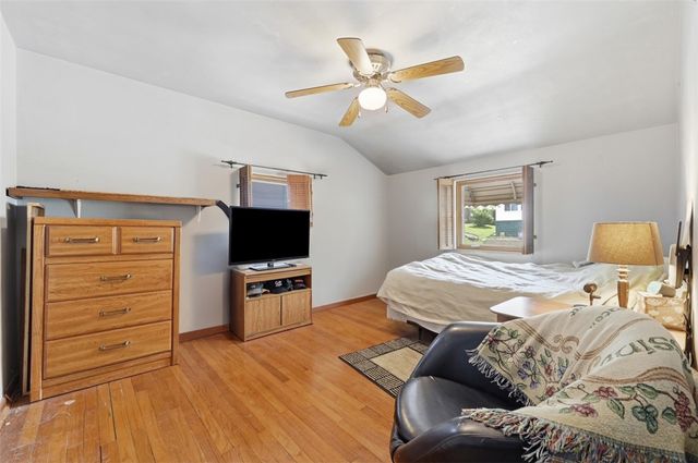217 Linnview Ave, Carrick, PA 15210