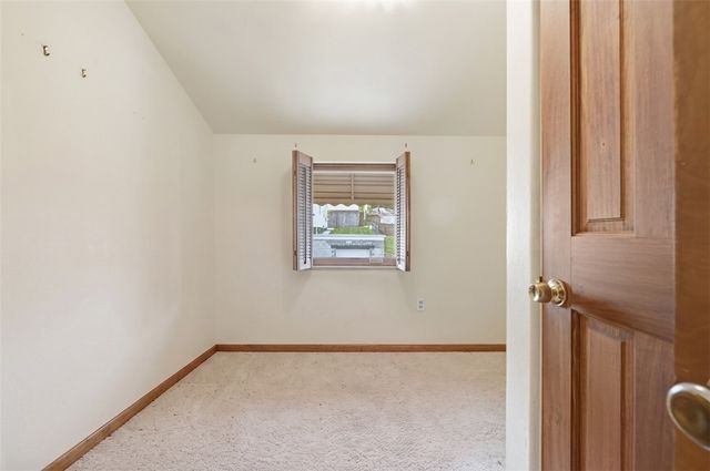 217 Linnview Ave, Carrick, PA 15210