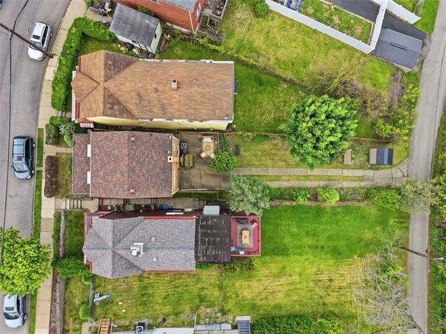 217 Linnview Ave, Carrick, PA 15210