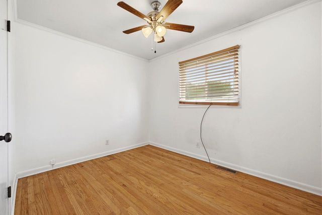 91 Violet Street, Huntington, WV 25705