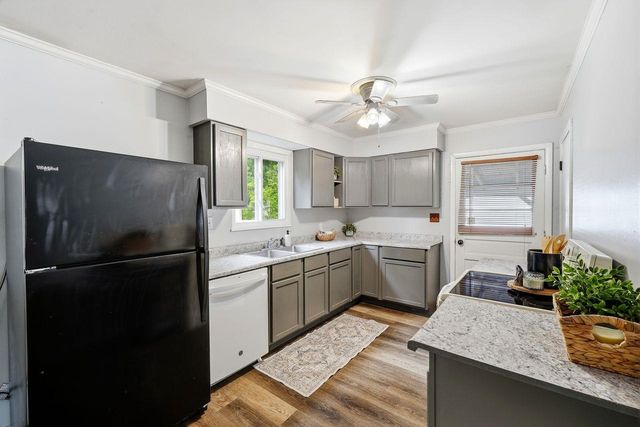 91 Violet Street, Huntington, WV 25705