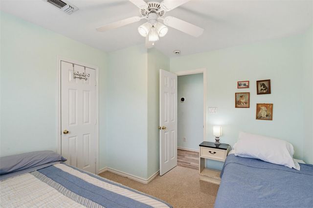4122 Kent Drive, Galveston, TX 77554