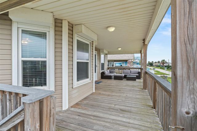 4122 Kent Drive, Galveston, TX 77554