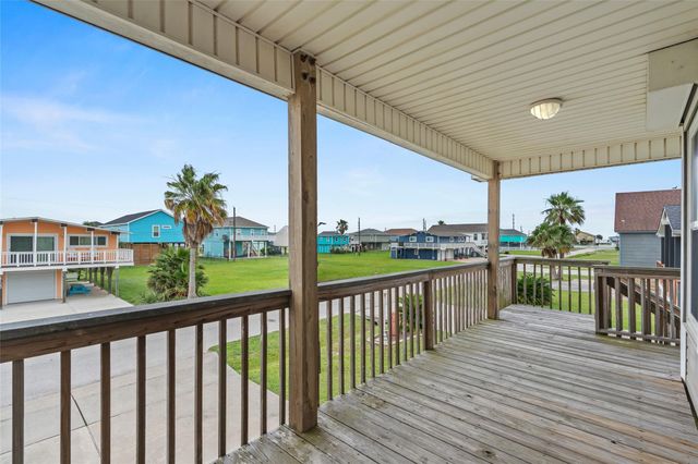 4122 Kent Drive, Galveston, TX 77554