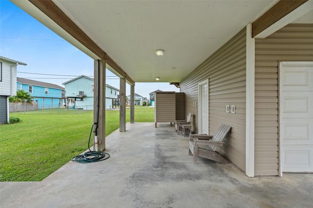 4122 Kent Drive, Galveston, TX 77554
