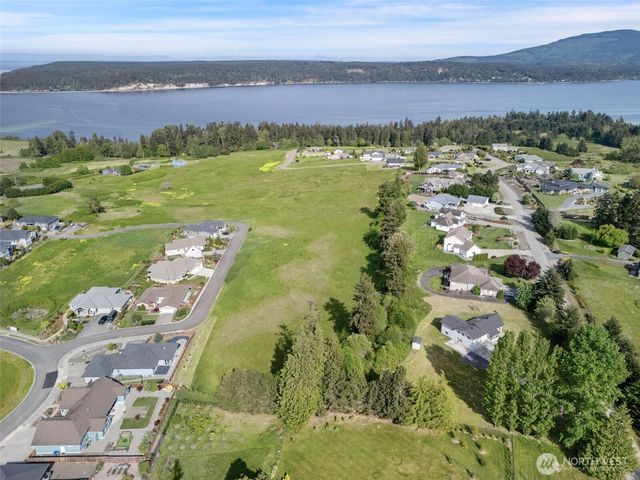 1810 W Sequim Bay Road, Sequim, WA 98382