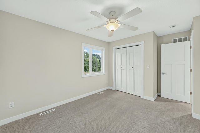 1810 Mayowood Road SW, Rochester, MN 55902
