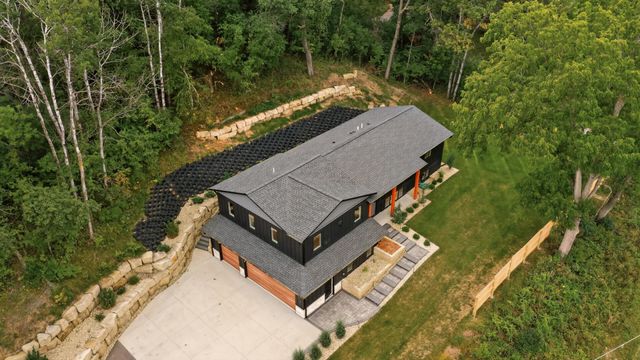 1810 Mayowood Road SW, Rochester, MN 55902