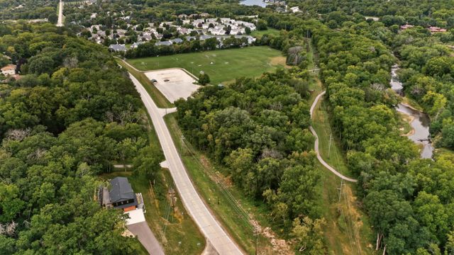 1810 Mayowood Road SW, Rochester, MN 55902
