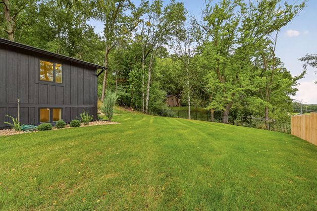 1810 Mayowood Road SW, Rochester, MN 55902