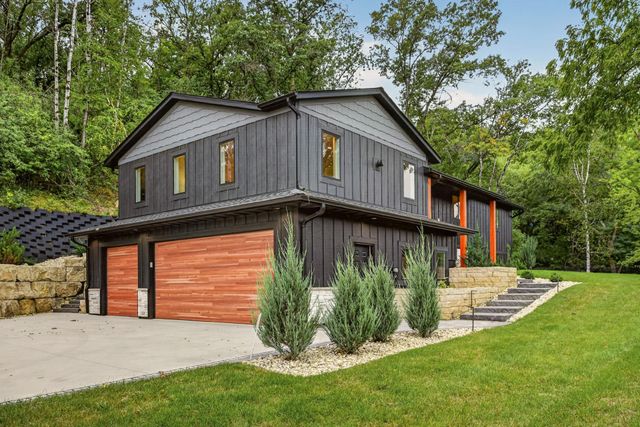 1810 Mayowood Road SW, Rochester, MN 55902