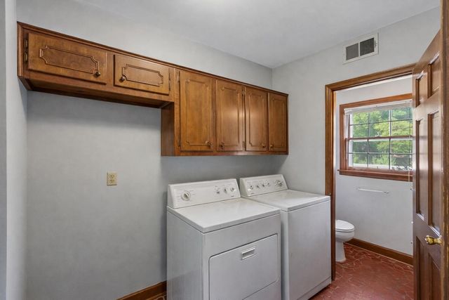 5467 COLLINGWOOD CV, Memphis, TN 38120