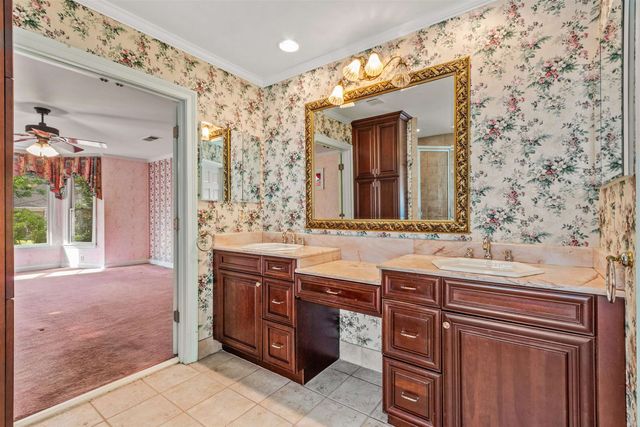 5467 COLLINGWOOD CV, Memphis, TN 38120