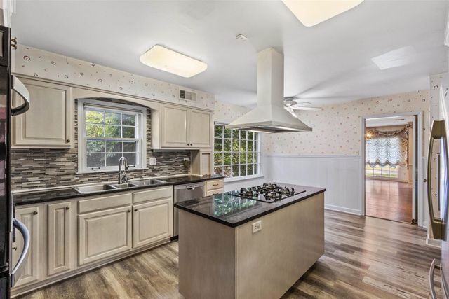 5467 COLLINGWOOD CV, Memphis, TN 38120