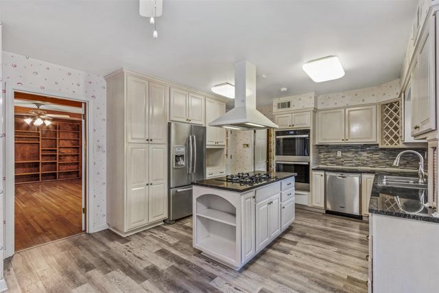 5467 COLLINGWOOD CV, Memphis, TN 38120