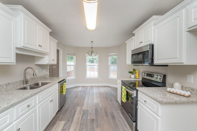 137 Swallow Lake Drive, North Augusta, SC 29841