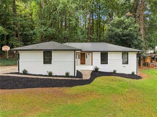 645 Noell Way NW, Lilburn, GA 30047