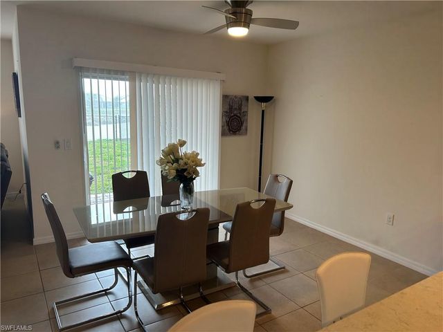 10531 Canal Brook LN, Lehigh Acres, FL 33936